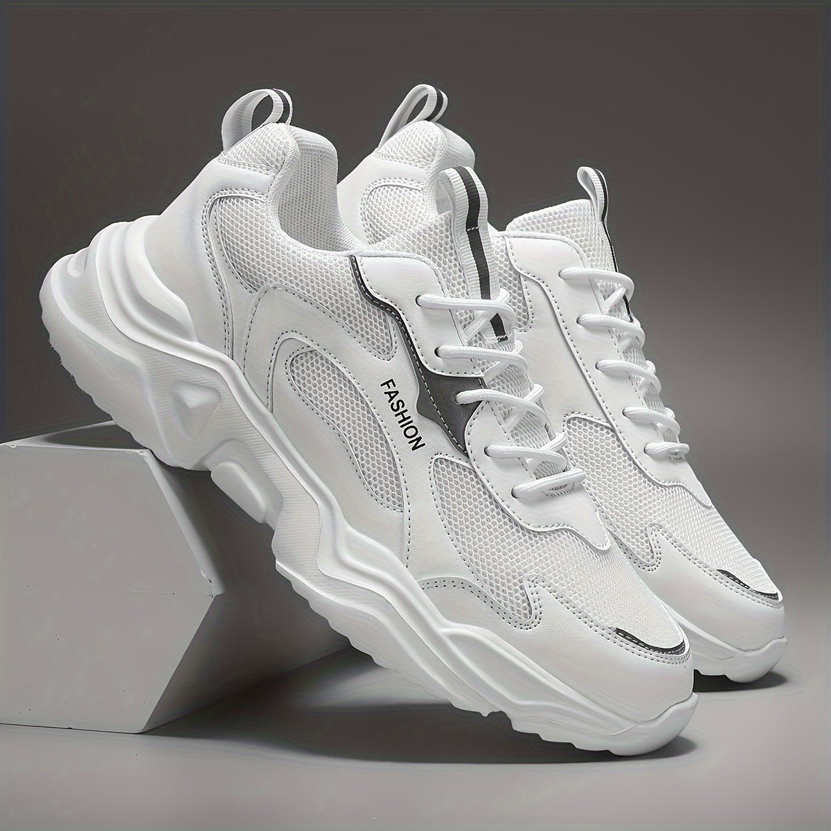 Men’s Athletic Gradient Sneakers