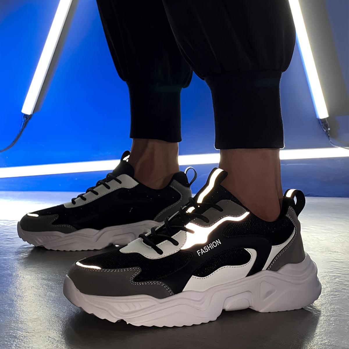 Men’s Athletic Gradient Sneakers